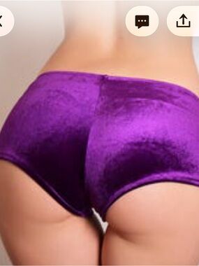 Red Velvet Ruched Pole shorts